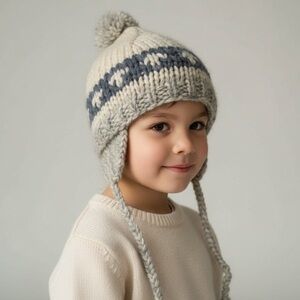 Vintage Child’s Hand Knit Cowichan Style Earflap Hat In Blue & Cream